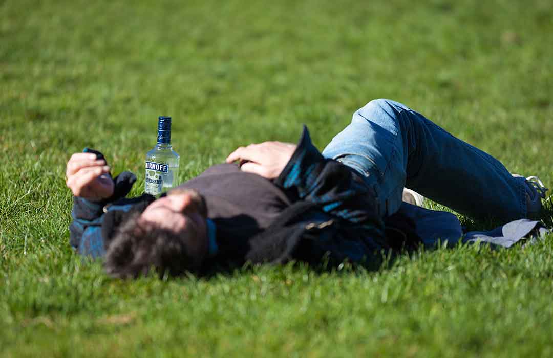 Some people can’t help drinking too much alcohol, root cause discovered! (Video)
