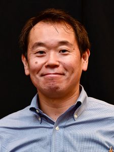 Takahide Watanabe